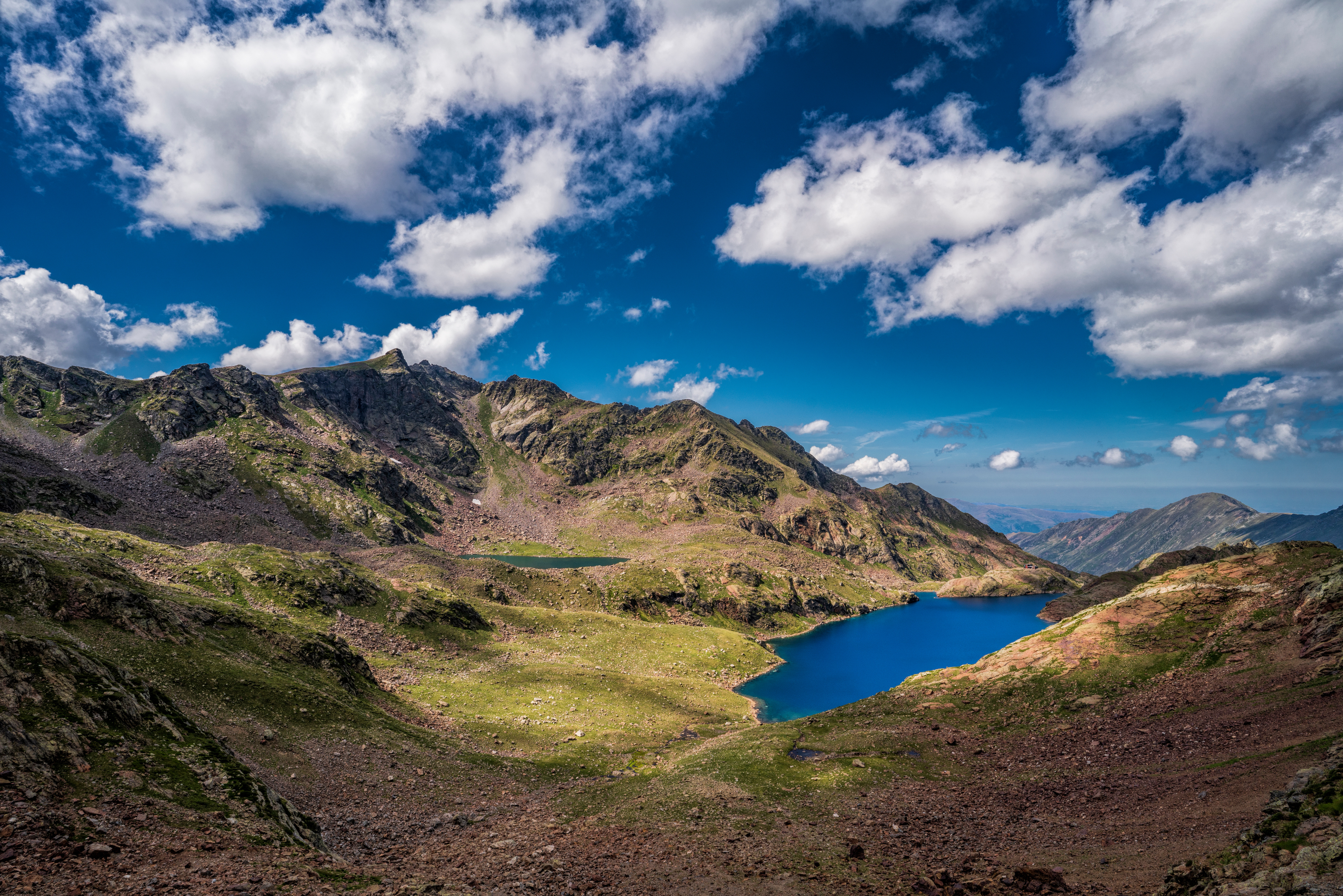 Bilde Frankrike Auzat Fjell Natur Innsjø himmelen landskapsfotografering Skyer Himmel Landskap