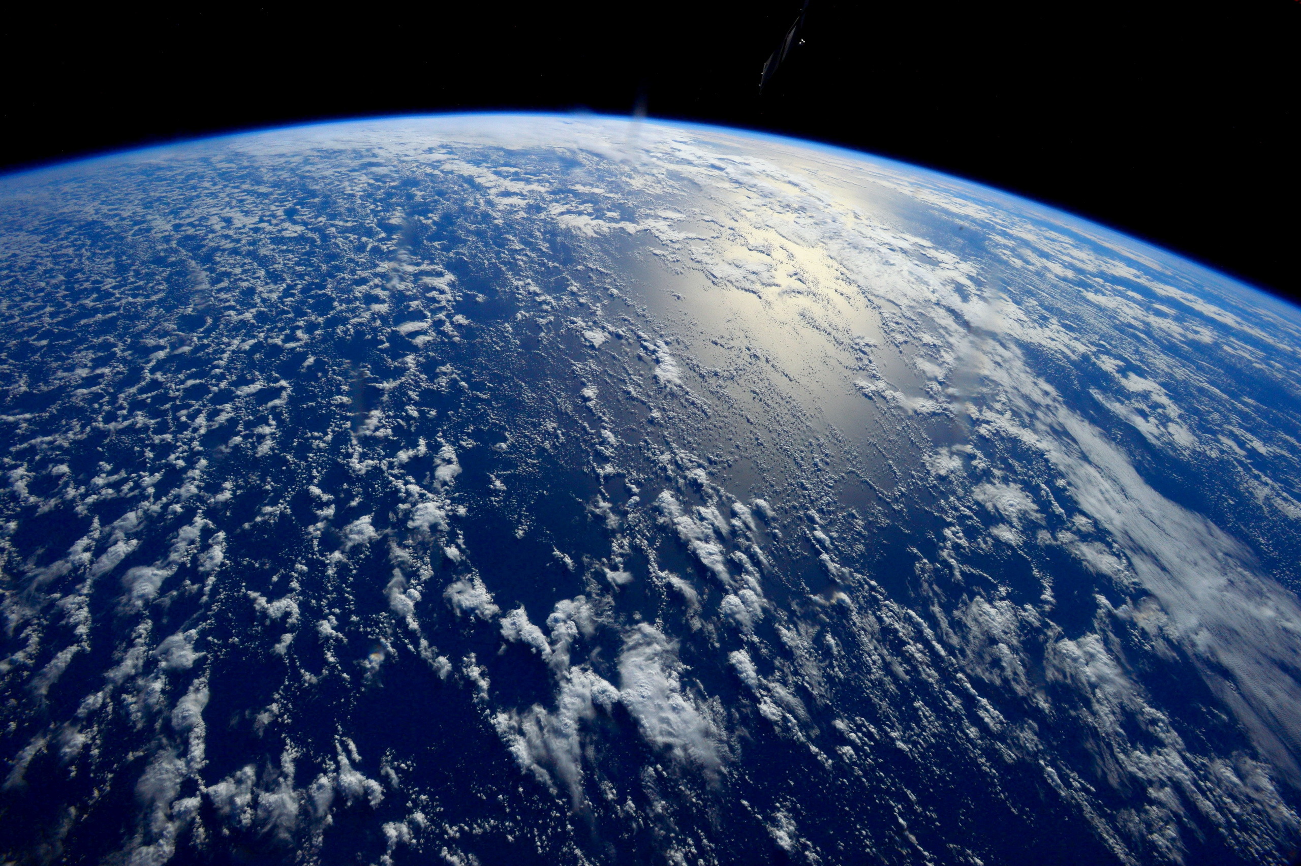 Вид земной. Планета земля из космоса. О земле и космосе. Мировой океан из космоса. Снимки земли из космоса.