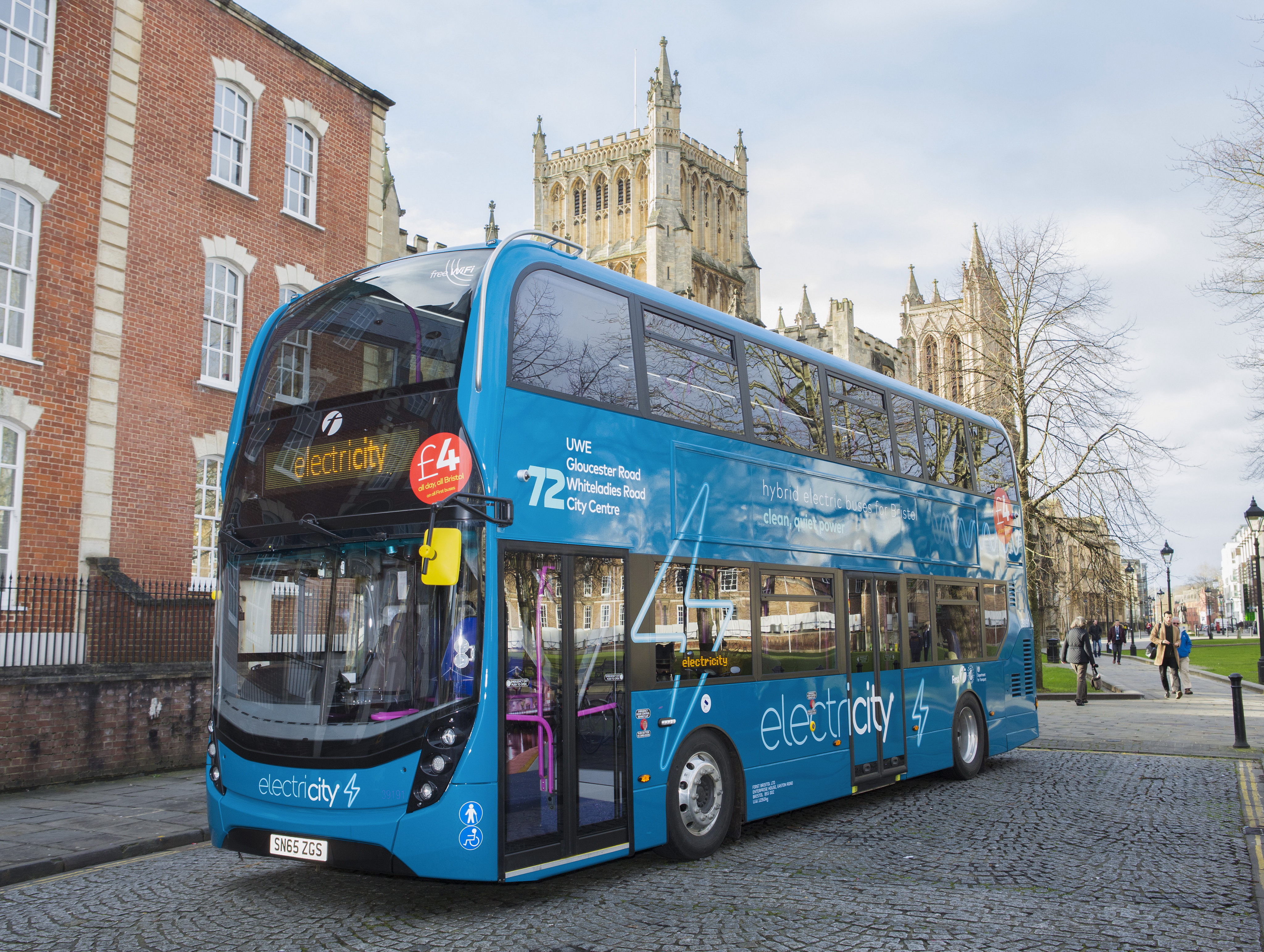 The bus. Автобус 2015. Автобус синий 400. City Bus синие. Маршрутки в 2015.