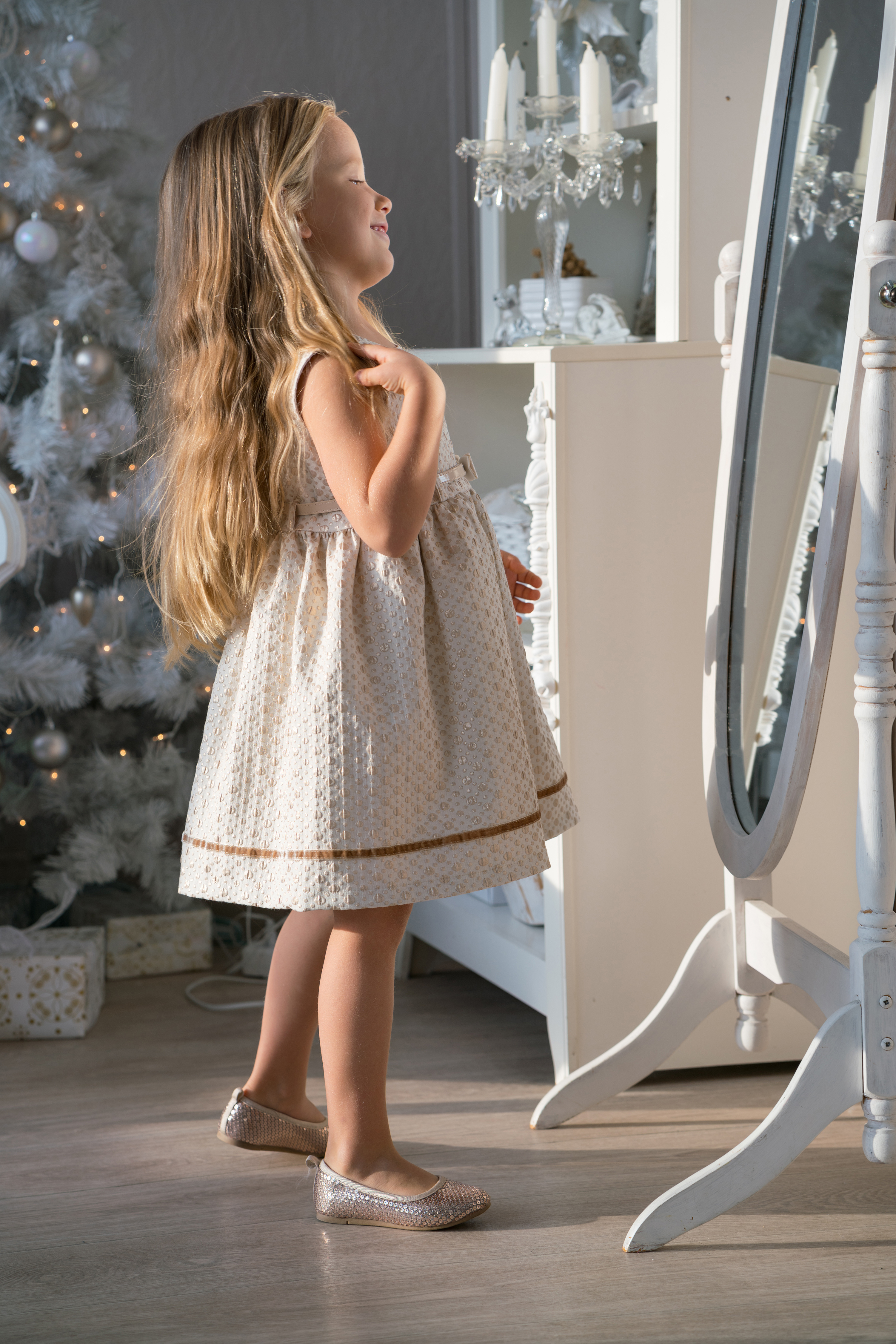 Photo Little girls New year Children Hair Mirror Dress 3002x4500