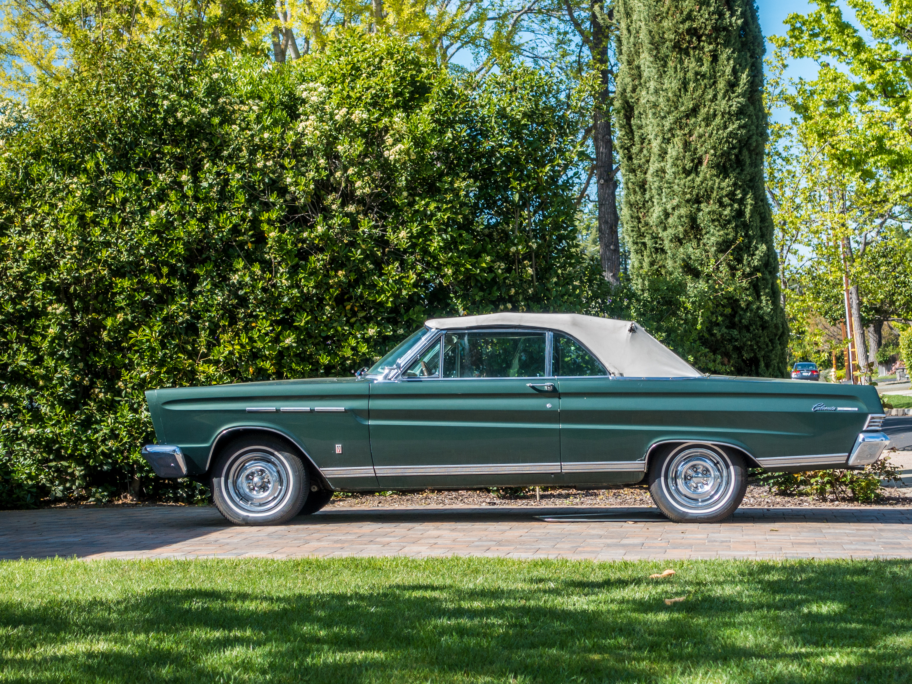 Retrô 1965 Mercury Comet Caliente Verde Lateralmente autos, automóvil, automóviles, el carro, antiguo Coches