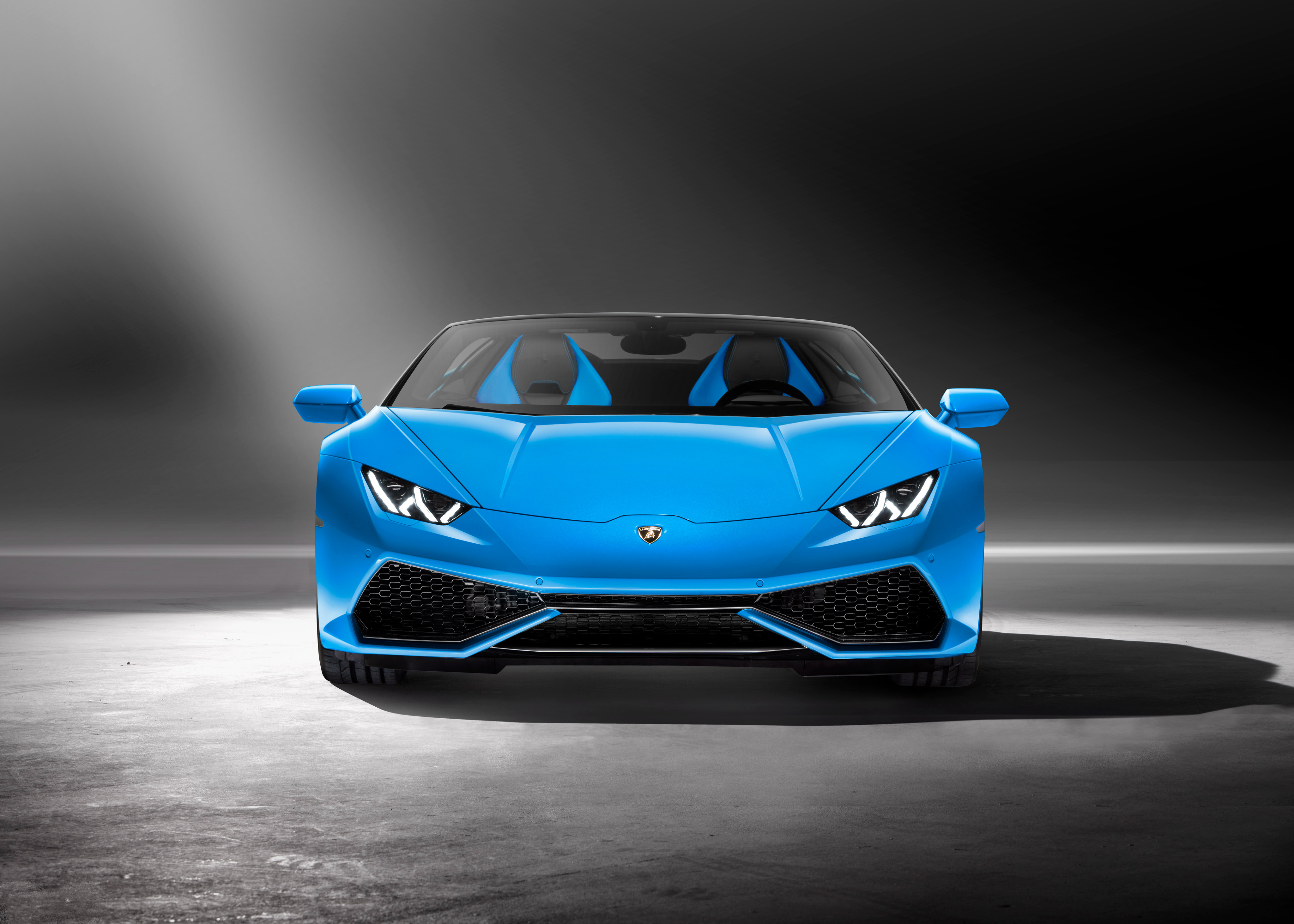 Foto Lamborghini 2015 Huracan Hellblau auto Vorne