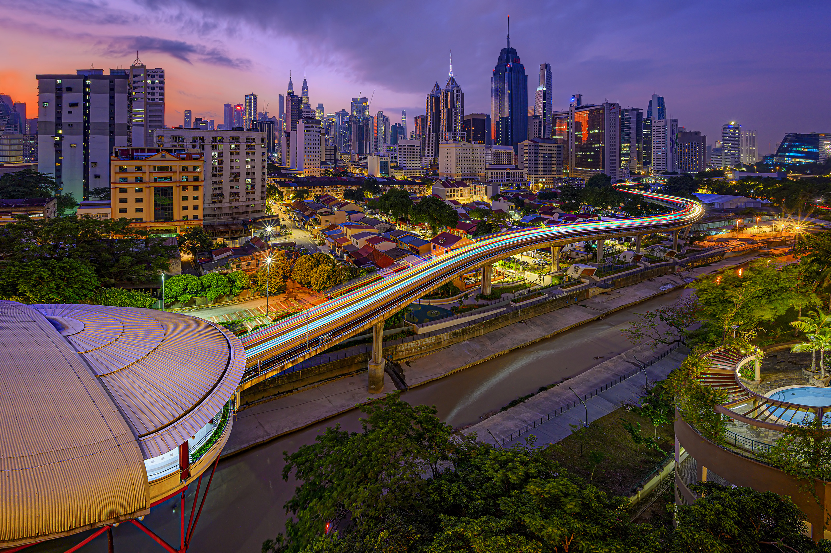 Kuala lumpur. Куала-Лумпур Малайзия. Малайзия куалумпур. Парк столицы Малайзии Куала-Лумпур. Куала-Лумпур Малайзия достопримечательности.