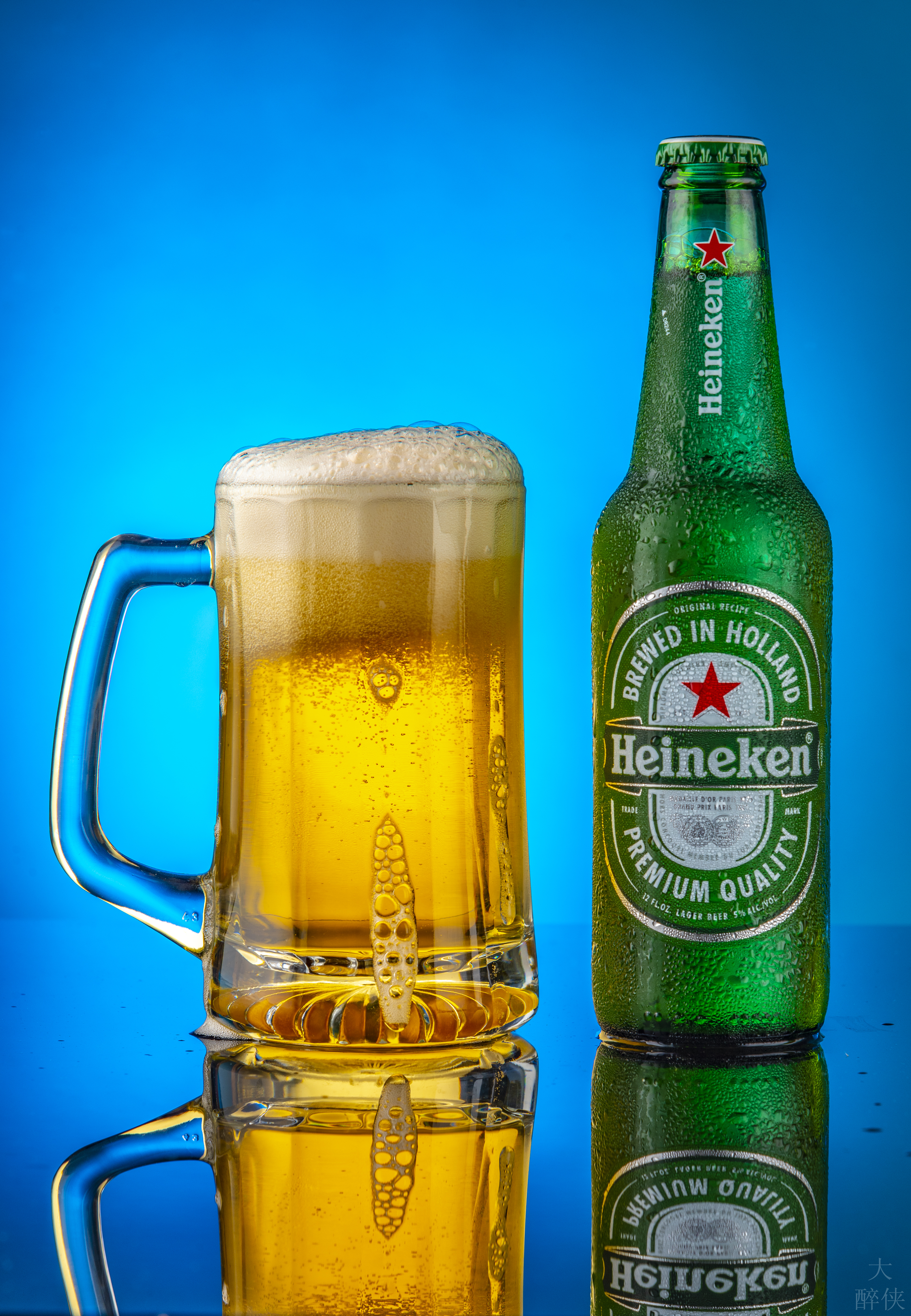 壁紙 32x5619 ビール Heineken 色の背景 瓶 マグカップ 泡 食品 ダウンロード 写真