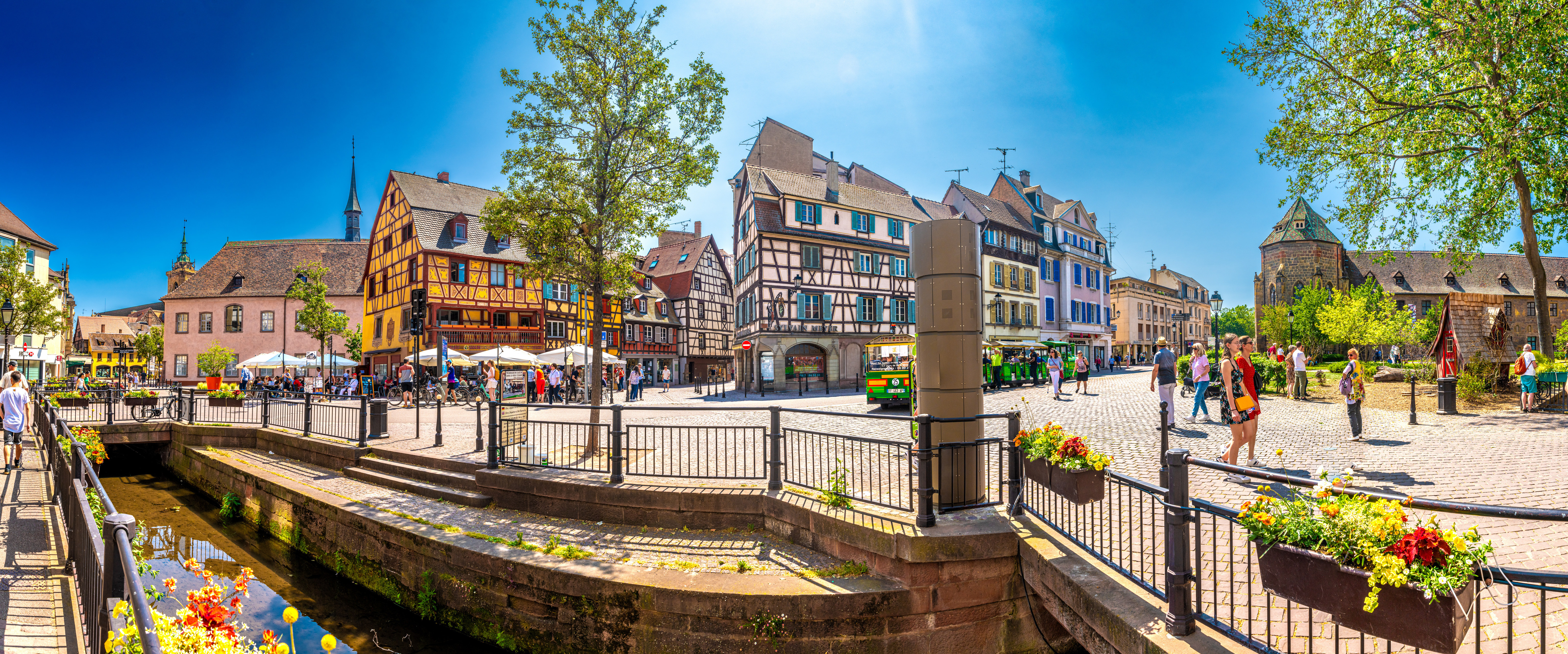 Фотографии Франция Панорама Colmar Водный канал Люди Дома 6144x2565