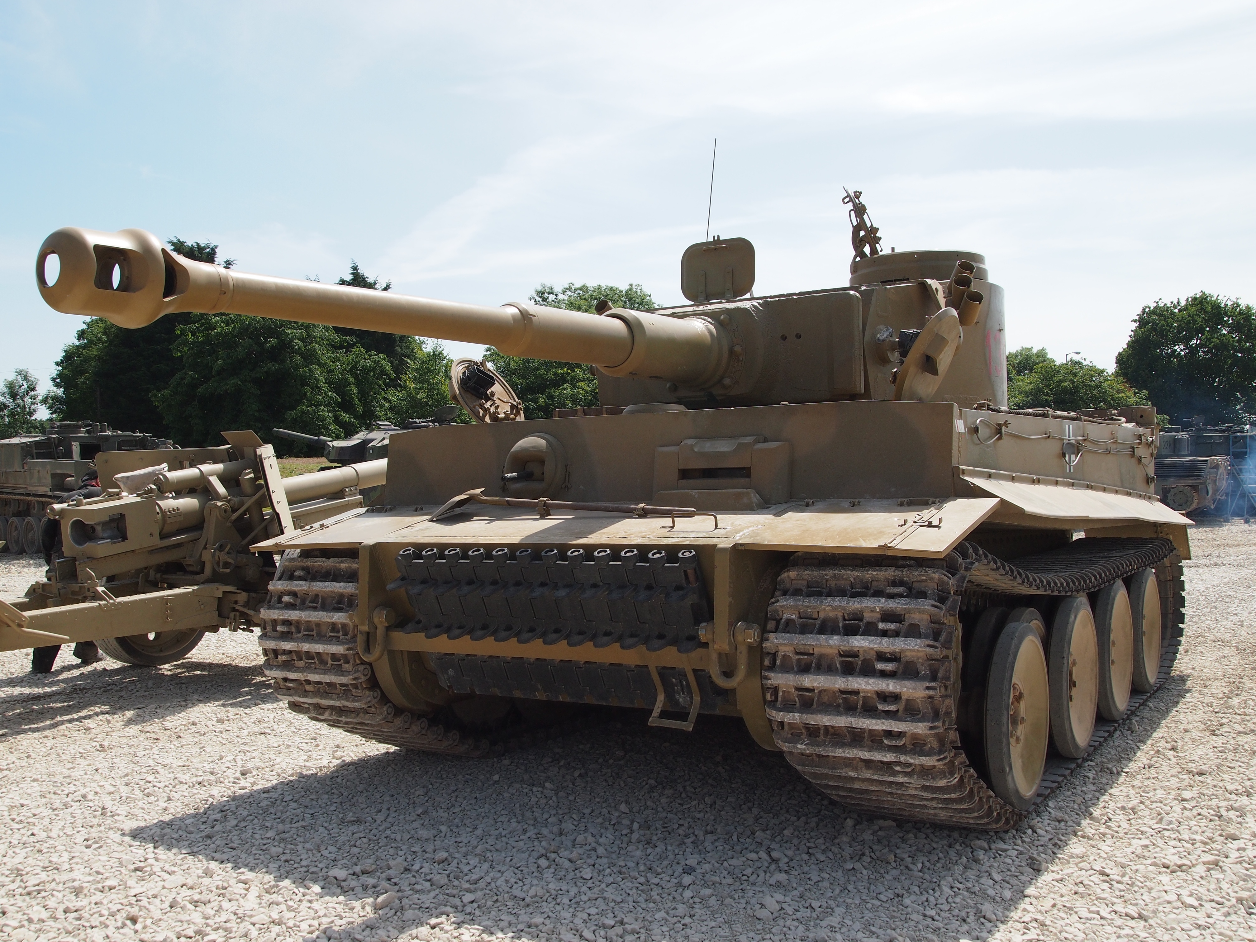 Новый немецкий танк тигр. Танк т-6 тигр. Немецкий танк т-6 тигр. Танк тигр 6. Тигер 131.