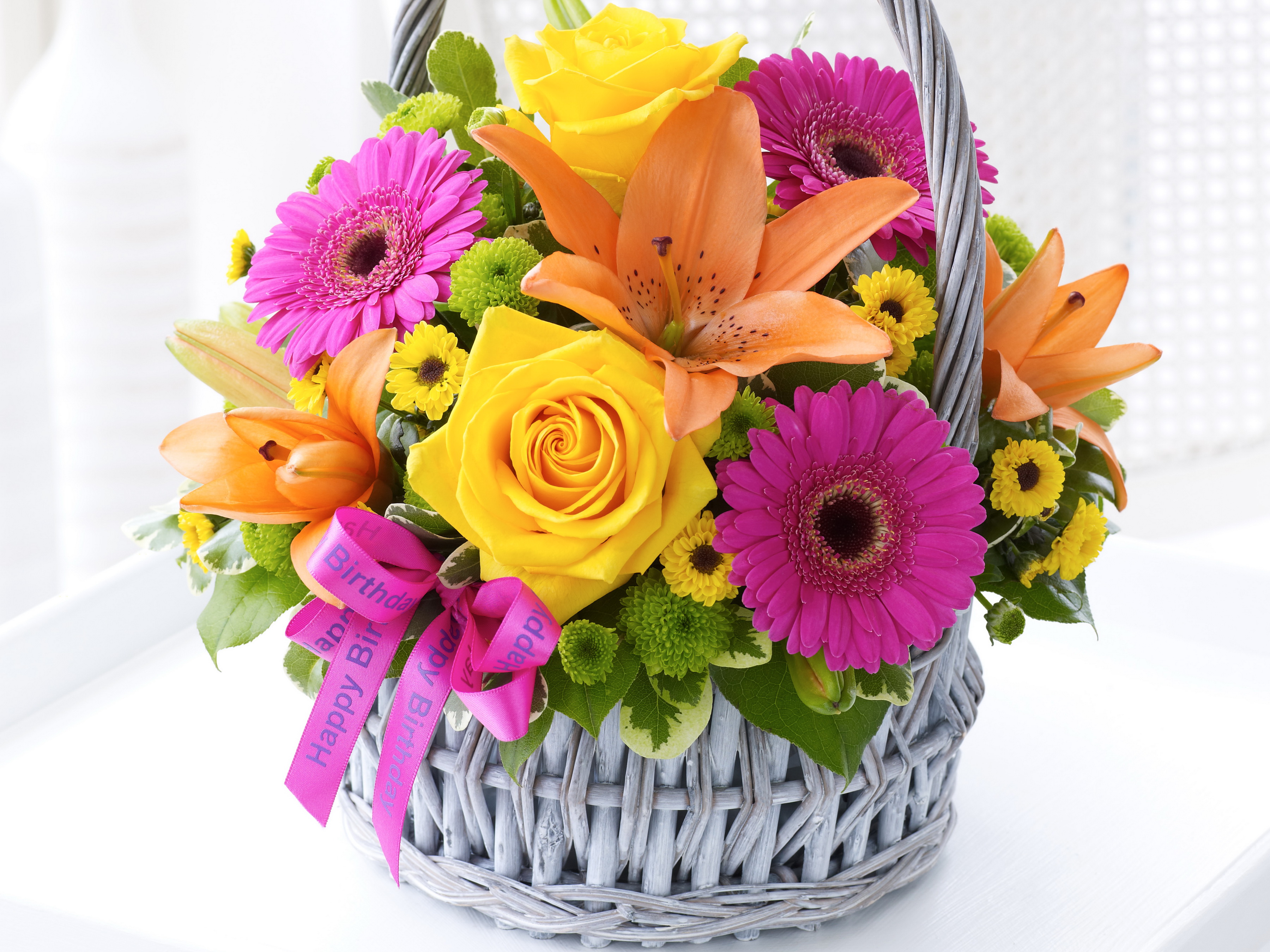 Красивые букеты поздравляю с днем рождения. Яркий букет цветов. Красивый яркий букет. Букет "день рождения". Яркие букеты из цветов.