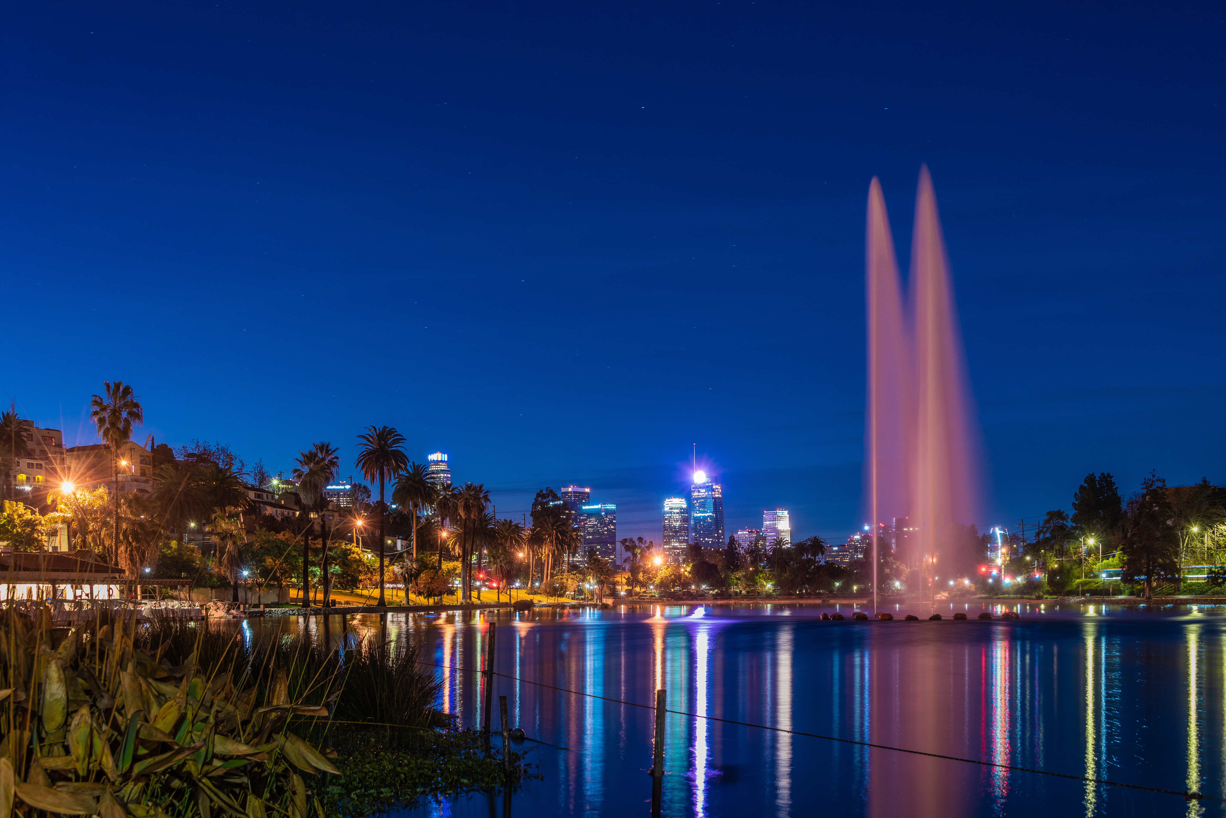 Сан анджелес. Лос-Анджелес. Лос-Анджелес Калифорния США. Лос Анджелес парк. Лос Анджелес фонтаны.