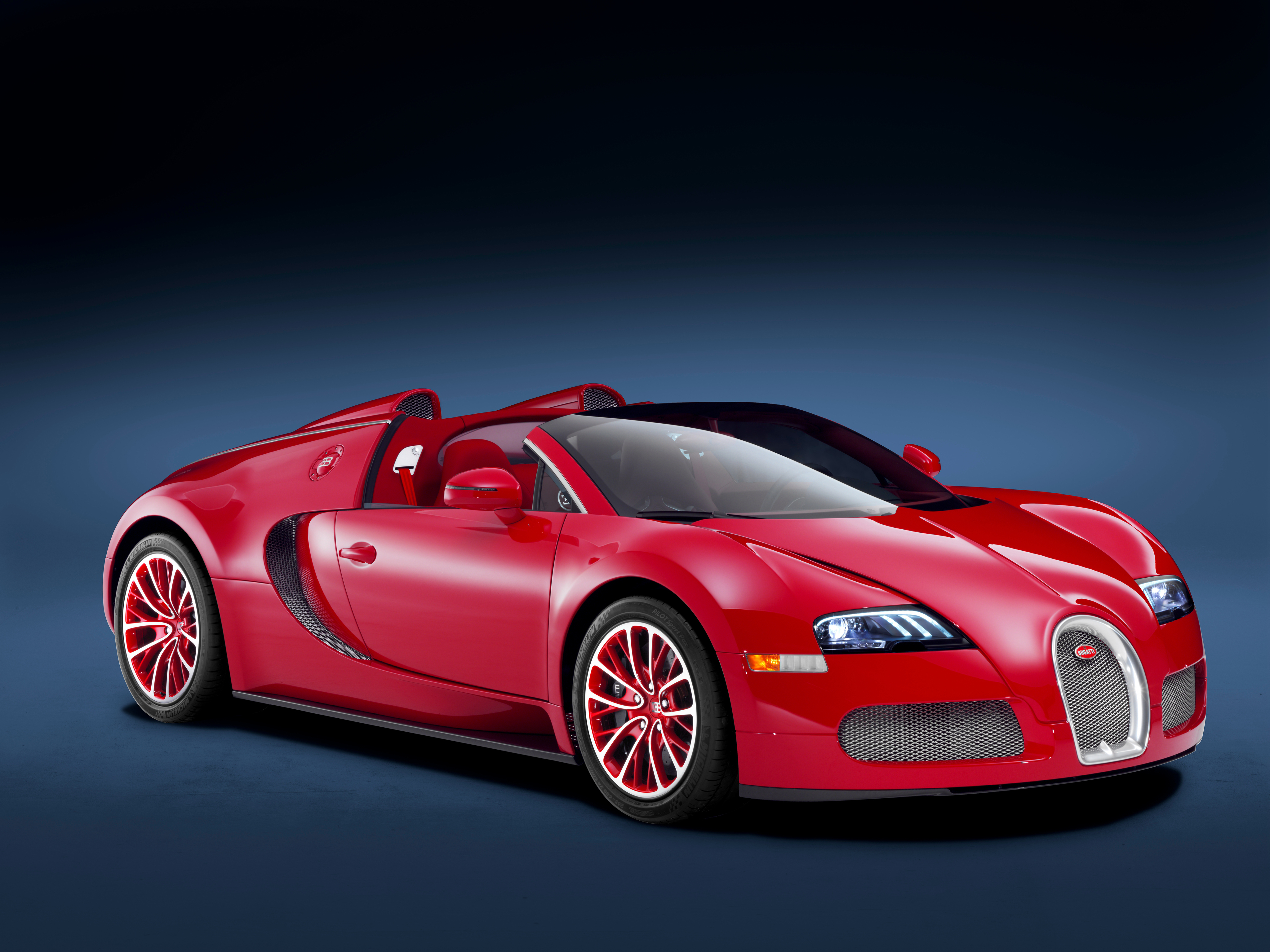 Обои для рабочего стола BUGATTI 2011-12 Veyron Grand Sport 4096x3072