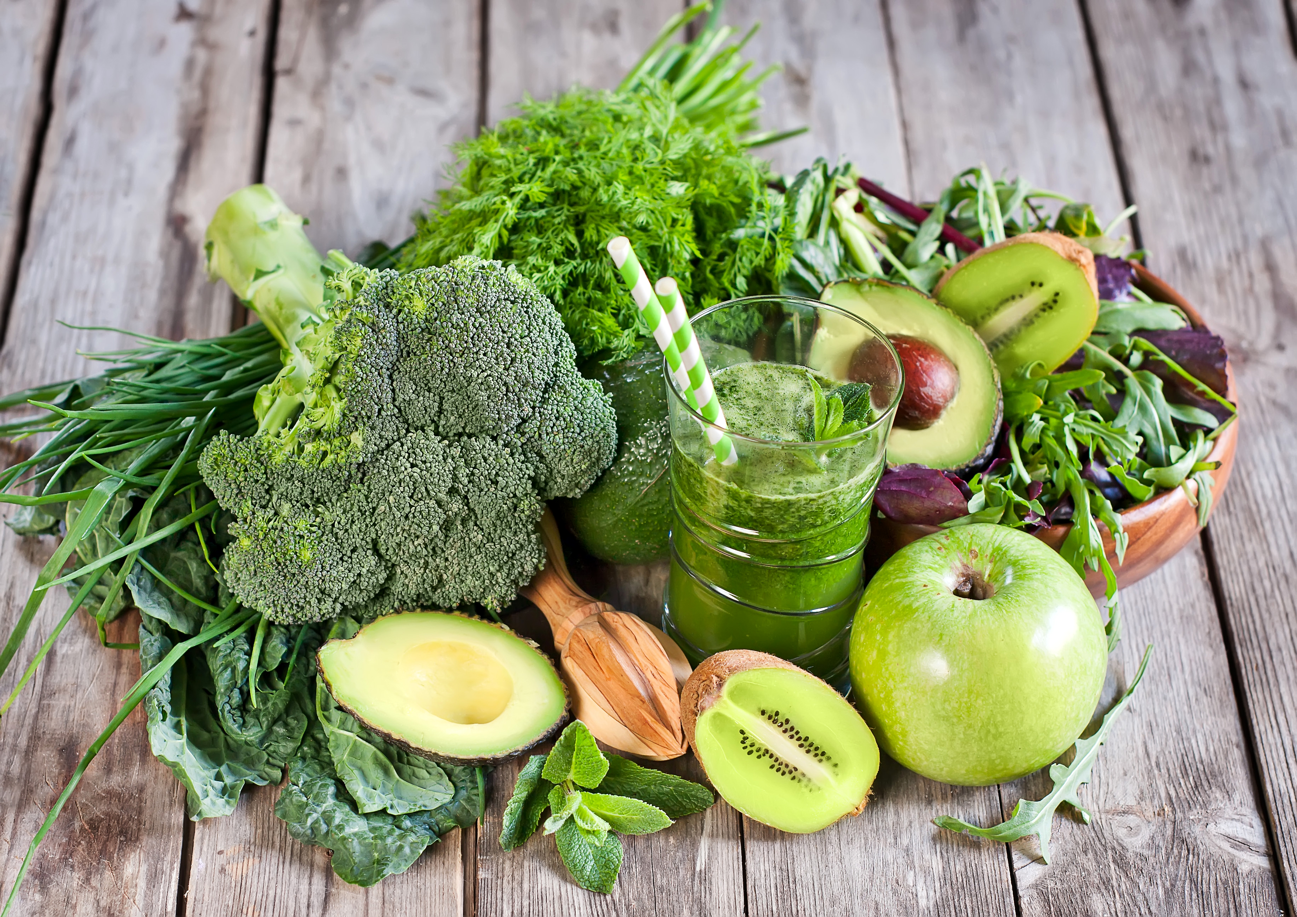 7 продуктов для похудения. Овощи и зелень. Зеленые овощи. Овощи фрукты зелень. Зеленые овощи и фрукты.