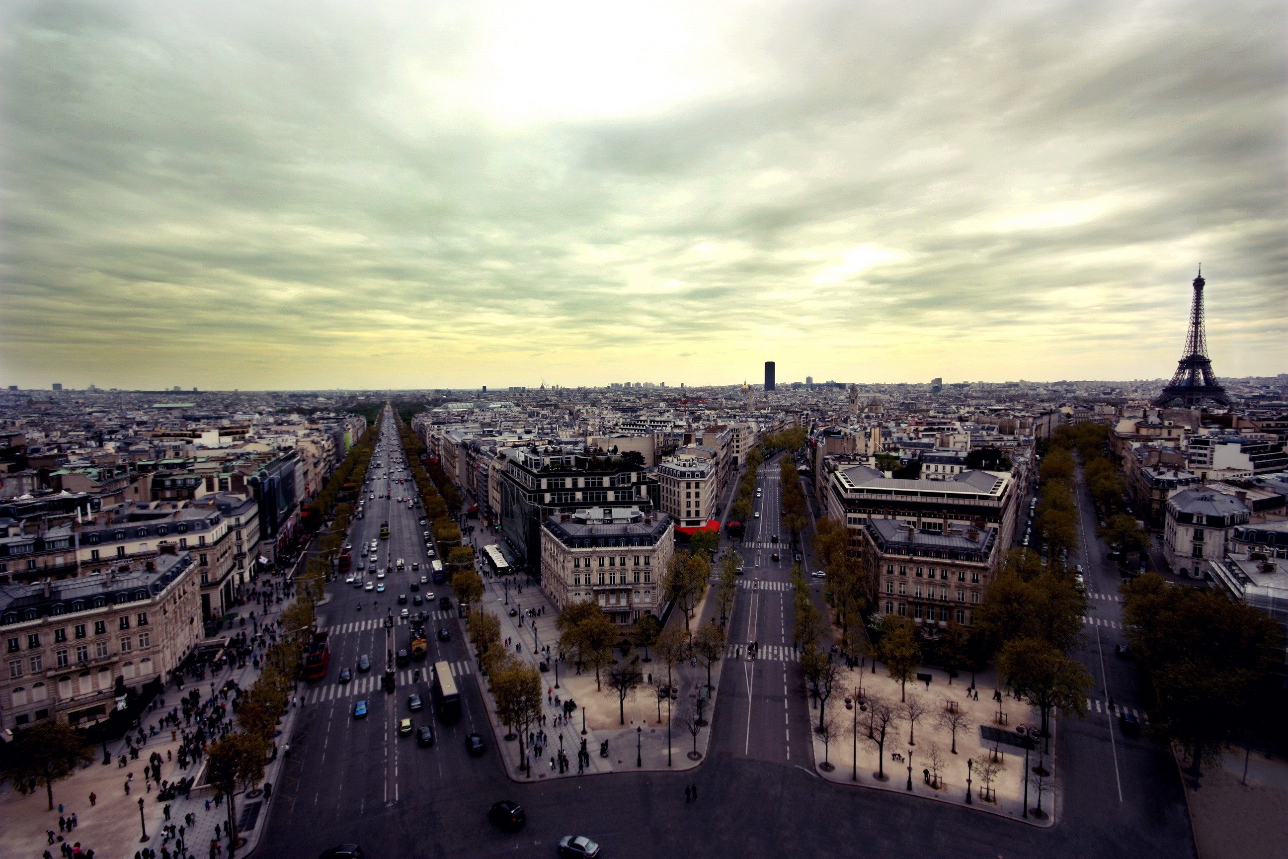 Небо парижа. Елисейские поля в Париже. Франция башня Эйфелева сверху. Франция, г. Париж, ул. Шарльмань. Париж башня Сумерки.