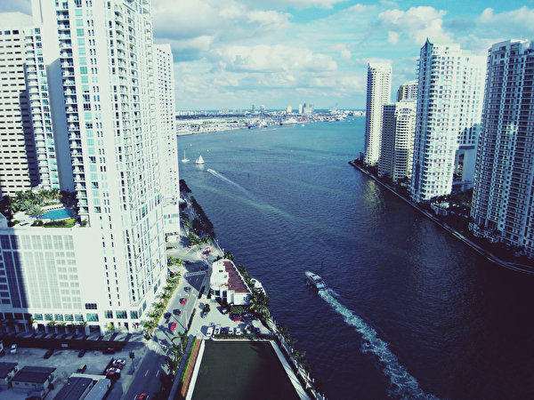 Bilder Vereinigte Staaten Wolkenkratzer Miami Florida vice city Städte