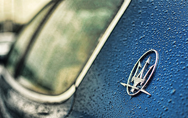 Picture Maserati Logo Emblem