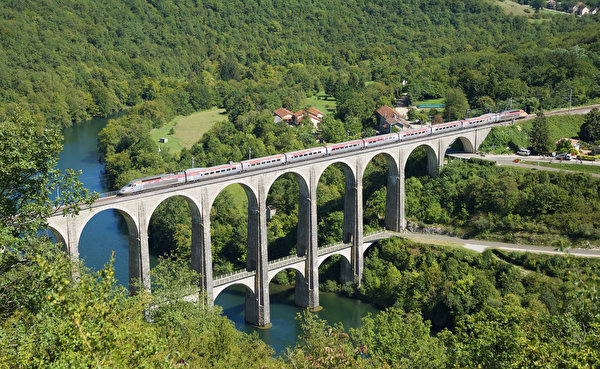 Images France Bolozon Gare bridge Nature Trains Forests 600x369