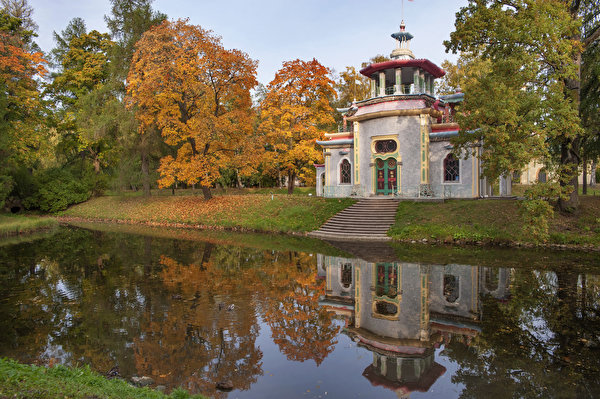 Fondos de escritorio Rusia San Petersburgo Parque Otoño Casa Estanque árboles Pavlovsk Naturaleza