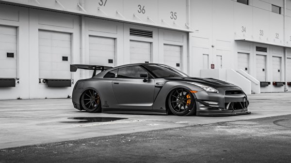 Image GT-R Nissan GT-R gray auto 600x337