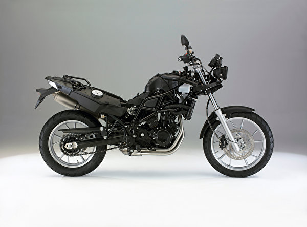 Sfondi BMW - Moto Nero motocicletta Vista laterale 600x443 Moto motocicli Accanto