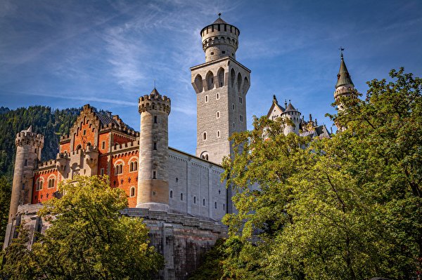Bilder Deutschland Burg Schloss Neuschwanstein Bayern Turm Städte