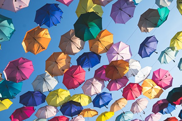 Tapeta na pulpit Kolorowe Parasol wiele 600x400 wielobarwne parasolem Dużo