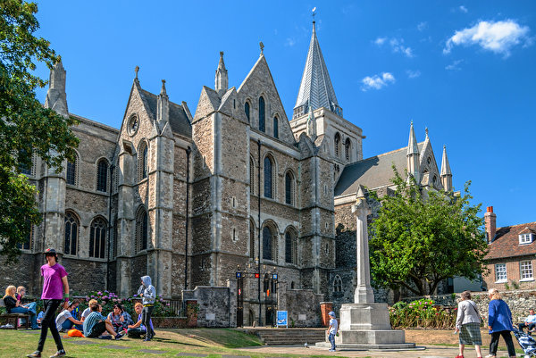 Foton Katedral England Rochester Cathedral Himmel Människor stad 600x401 Städer