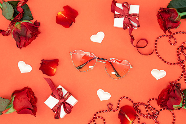 Fondos de escritorio Día de San Valentín Rosas Pétalo Lentes Caja Regalos Corazón