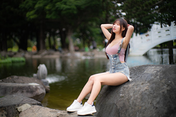 Desktop Wallpapers Pantyhose Brunette girl female Legs Asian sit