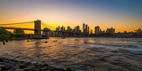 Papel de Parede Desktop EUA Pontes Edifício Arranha-céus Tarde Nova Iorque Manhattan Brooklyn Bridge